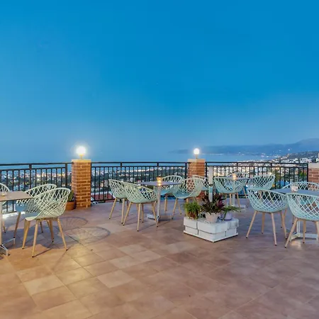 Driades Luxury Aparthotel *