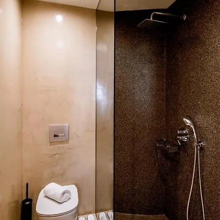 Driades Luxury By Estia Aparthotel 3*