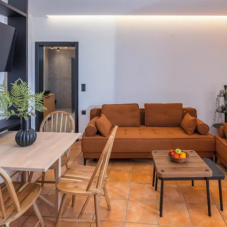 Driades Luxury By Estia Aparthotel