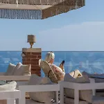 Driades Luxury By Estia Apartahotel